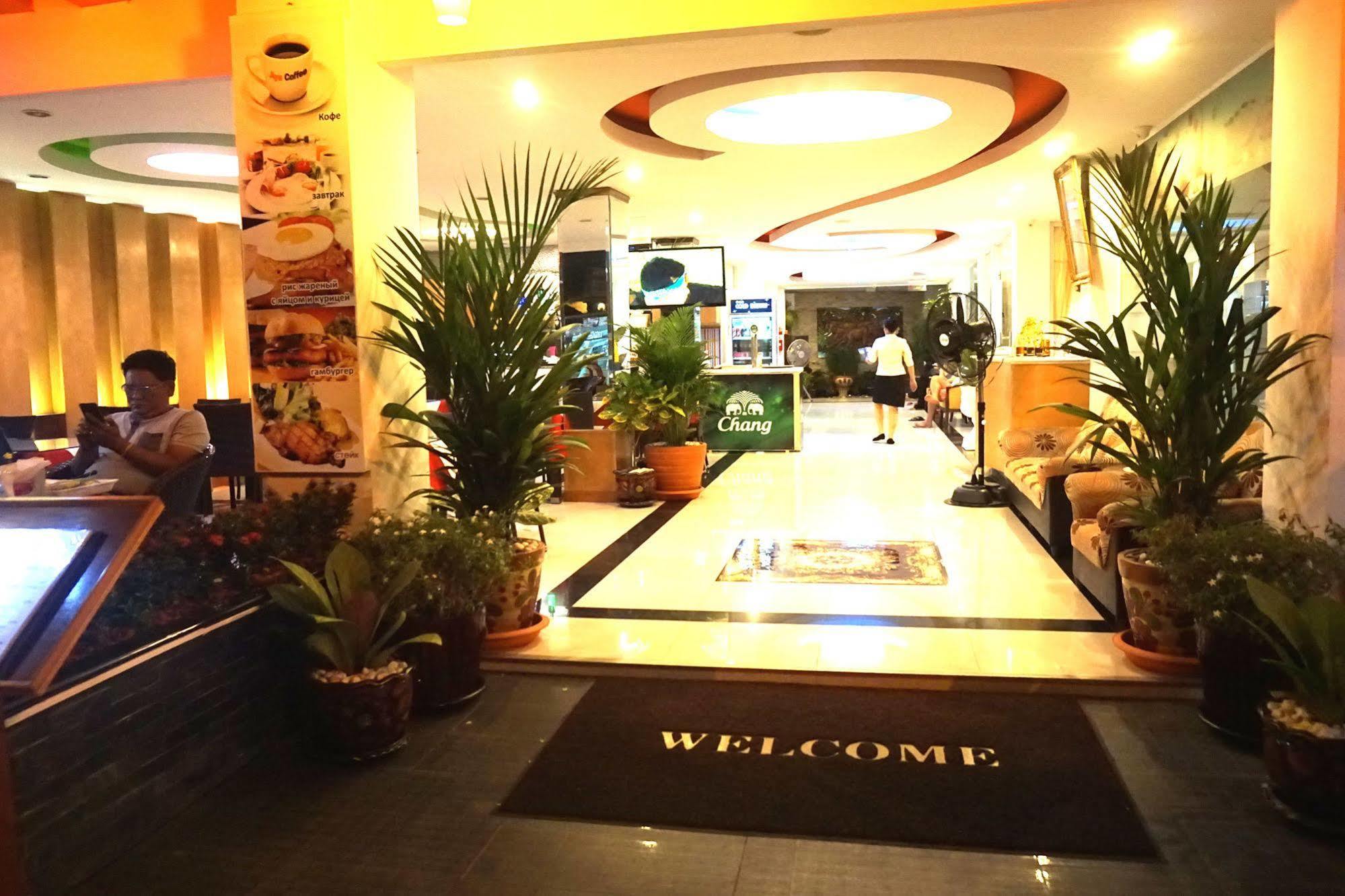 Aya Place Pattaya Zewnętrze zdjęcie