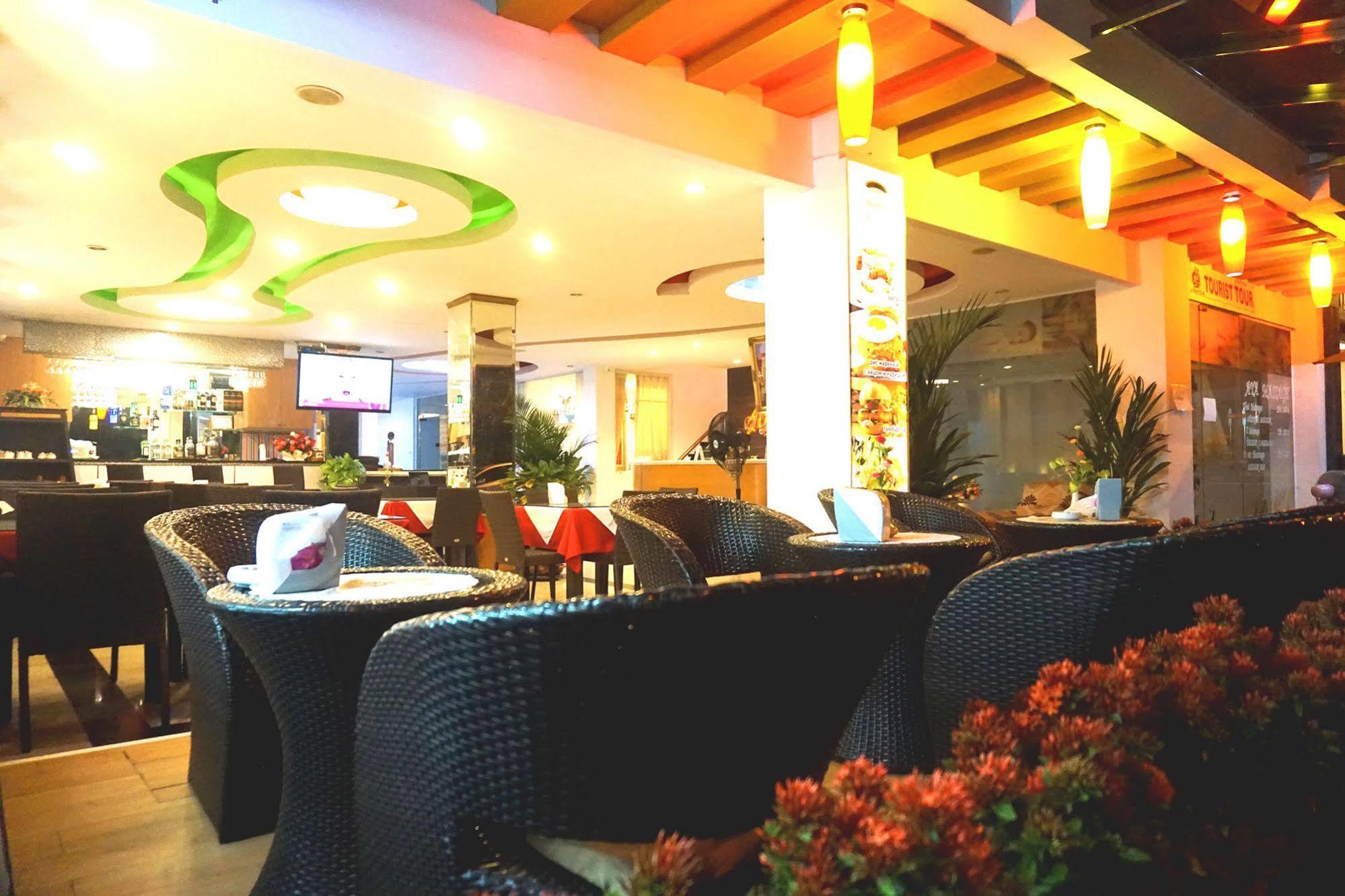 Aya Place Pattaya Zewnętrze zdjęcie