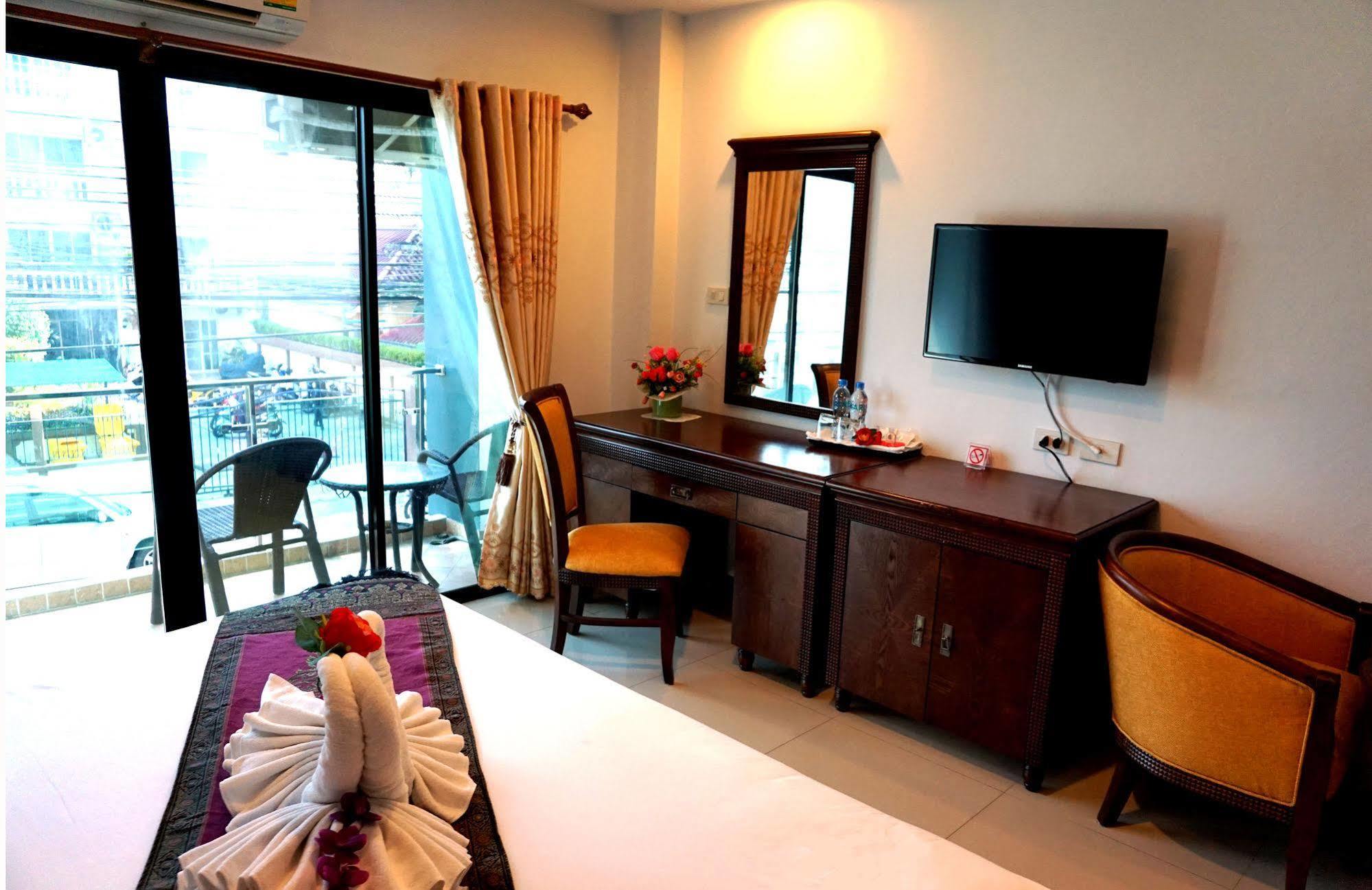 Aya Place Pattaya Zewnętrze zdjęcie